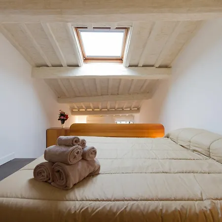 Borgo Pio Apartment